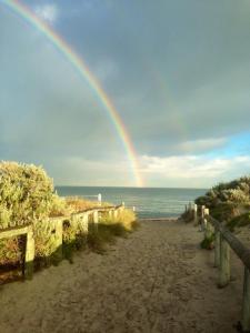 946812_10151504745738317_1181494632_n